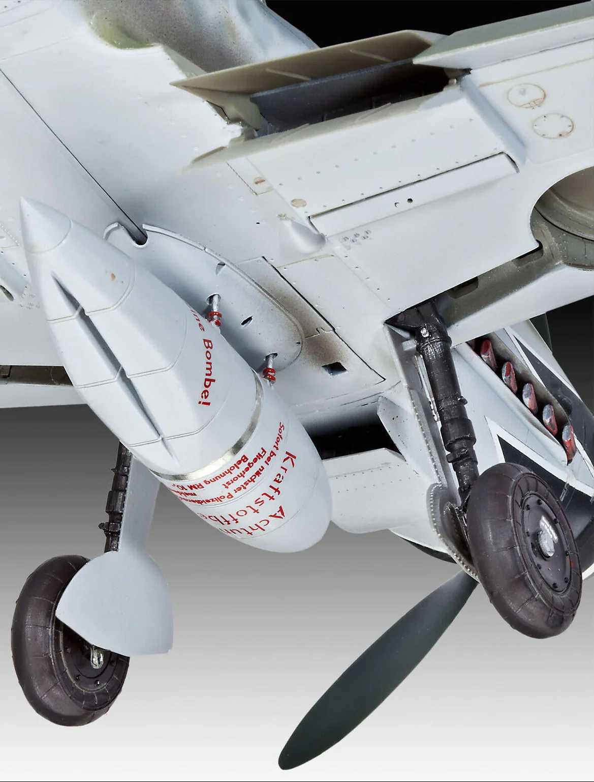 03752 Messerschmitt Bf109G-10 Erla Model Kit - Image 5