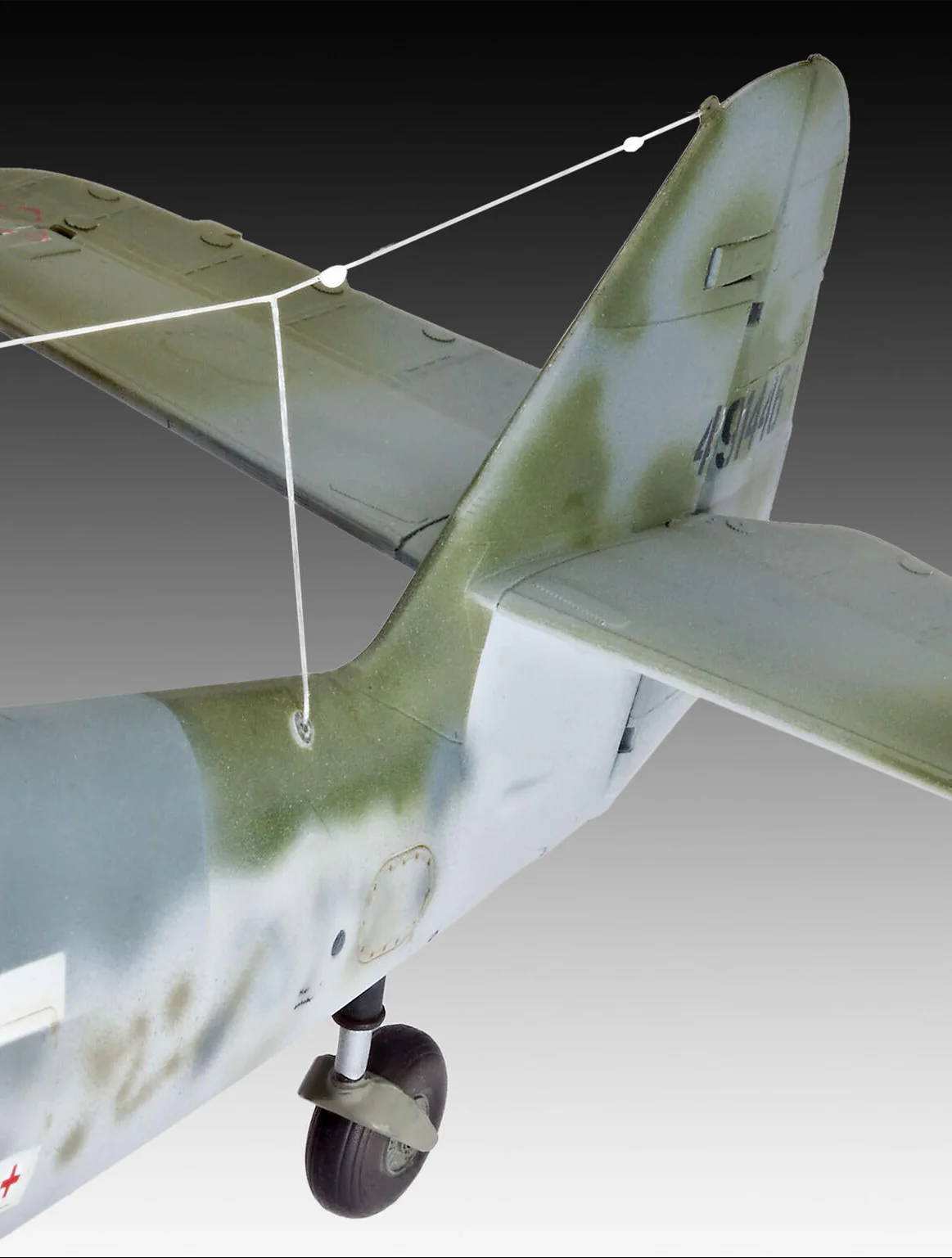 03752 Messerschmitt Bf109G-10 Erla Model Kit - Image 6