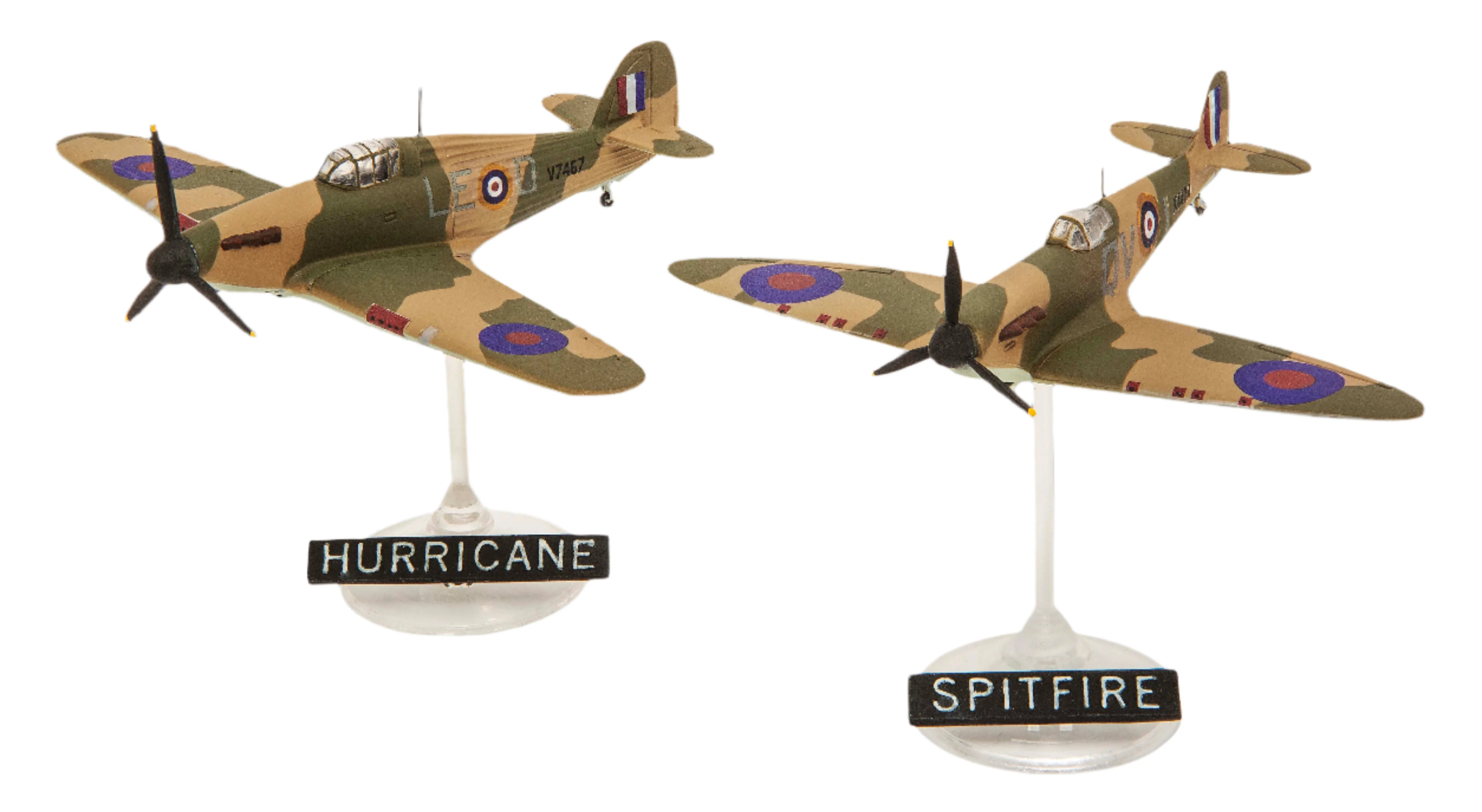 03771 Supermarine Spitfire Mk.Ia & Hawker Hurricane Mk.I Model Kit - Image 2