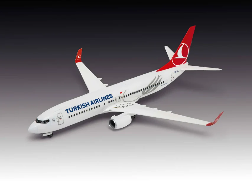 03772 Boeing 737-800 "Turkish Airlines" Model Kit - Image 2