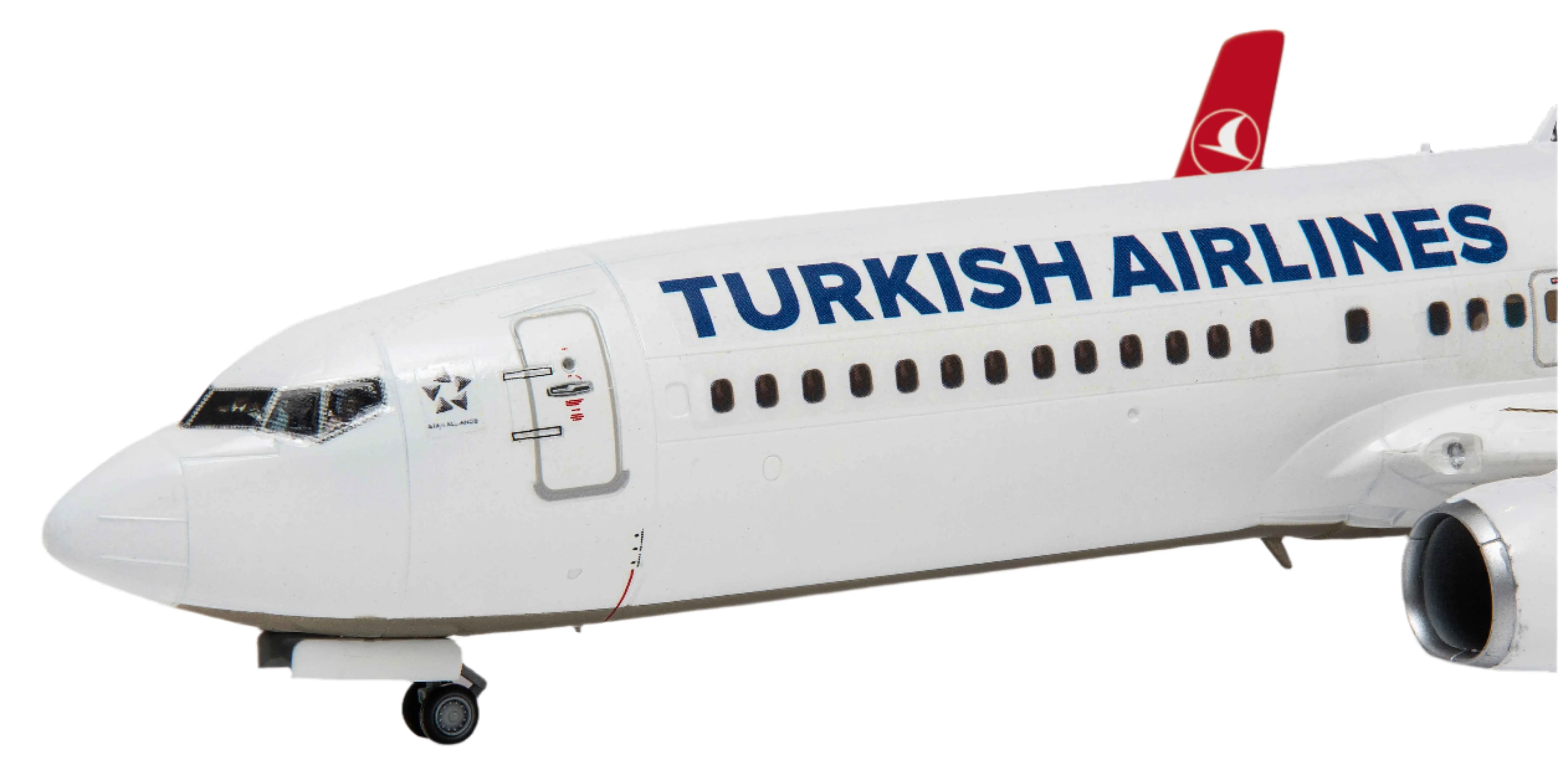 03772 Boeing 737-800 "Turkish Airlines" Model Kit - Image 3