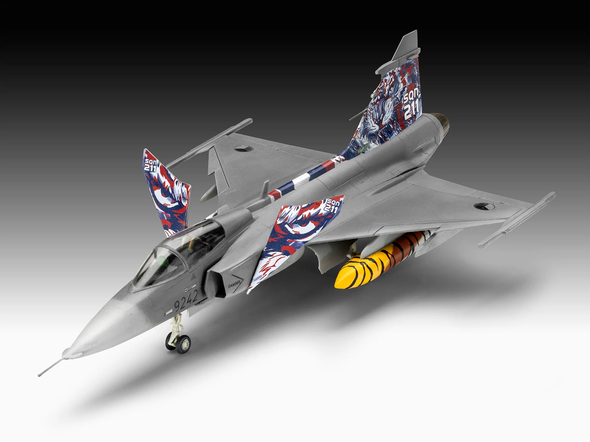 03776 Saab JAS-39C Gripen Model Kit - Image 2