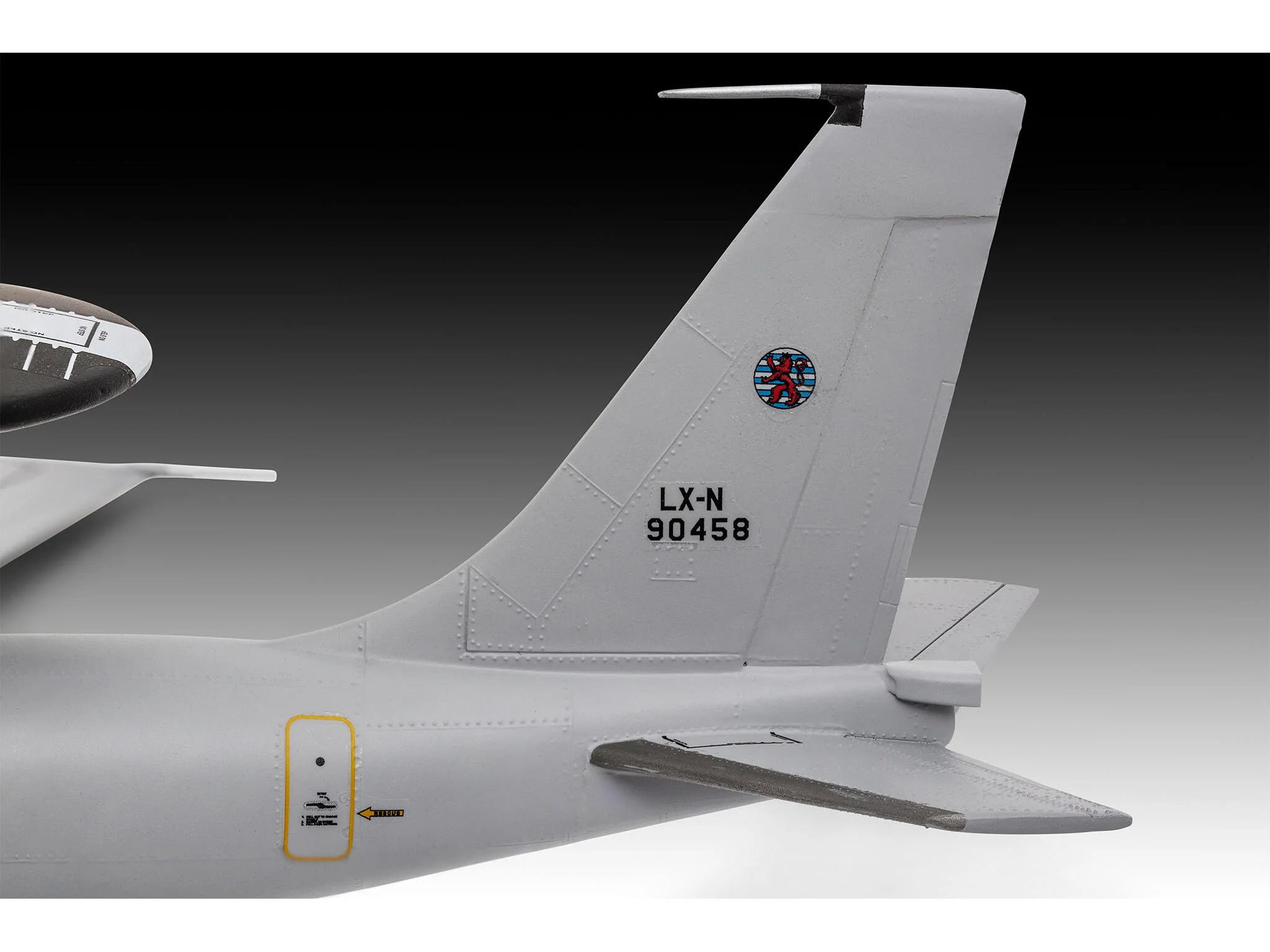 03794 Boeing E-3A Sentry Model Kit - Image 5