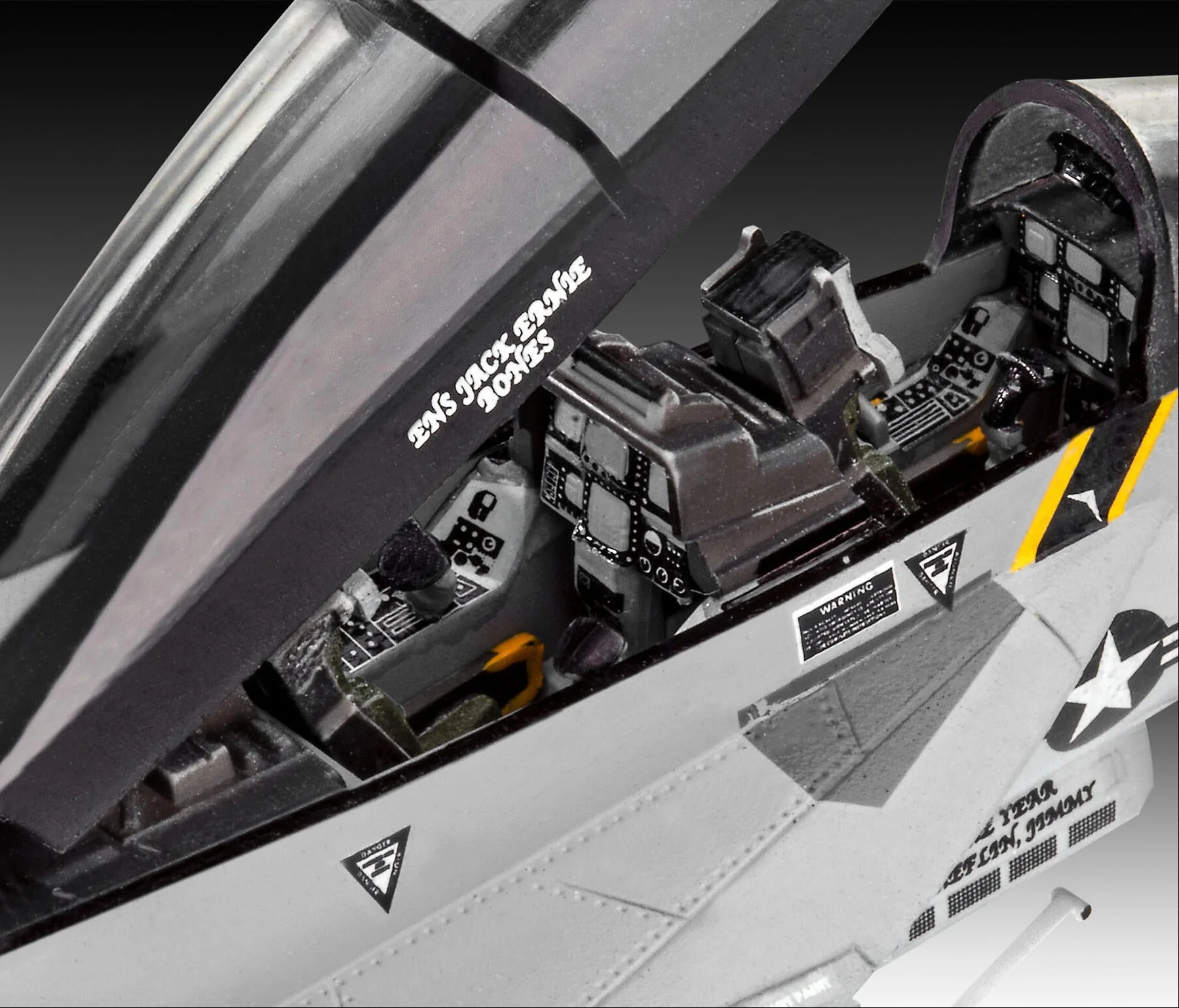 03834 F/A-18F Super Hornet Model Kit - Image 3