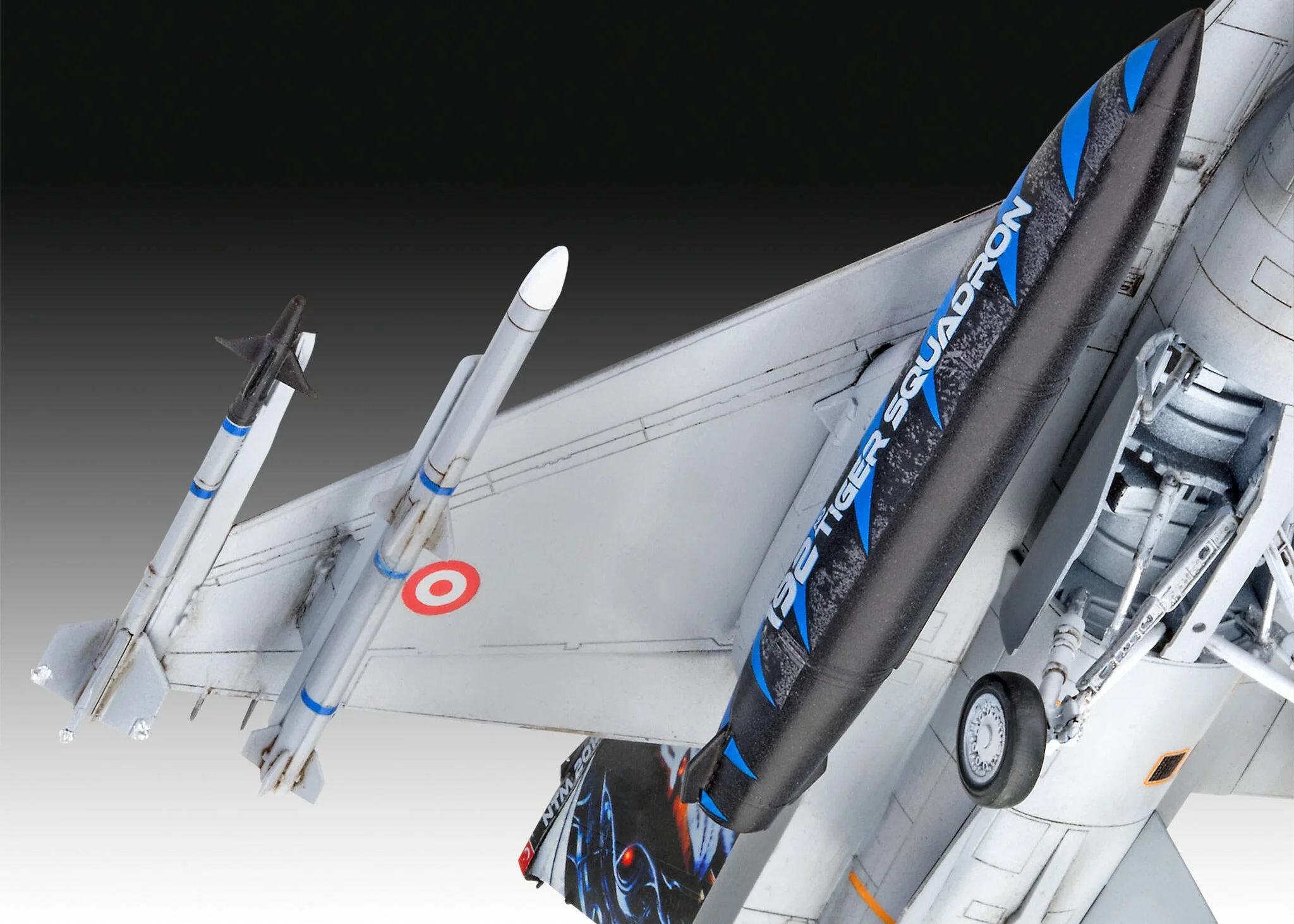 03844 Lockheed Martin F-16D Tigermeet 2014 Model Kit - Image 5