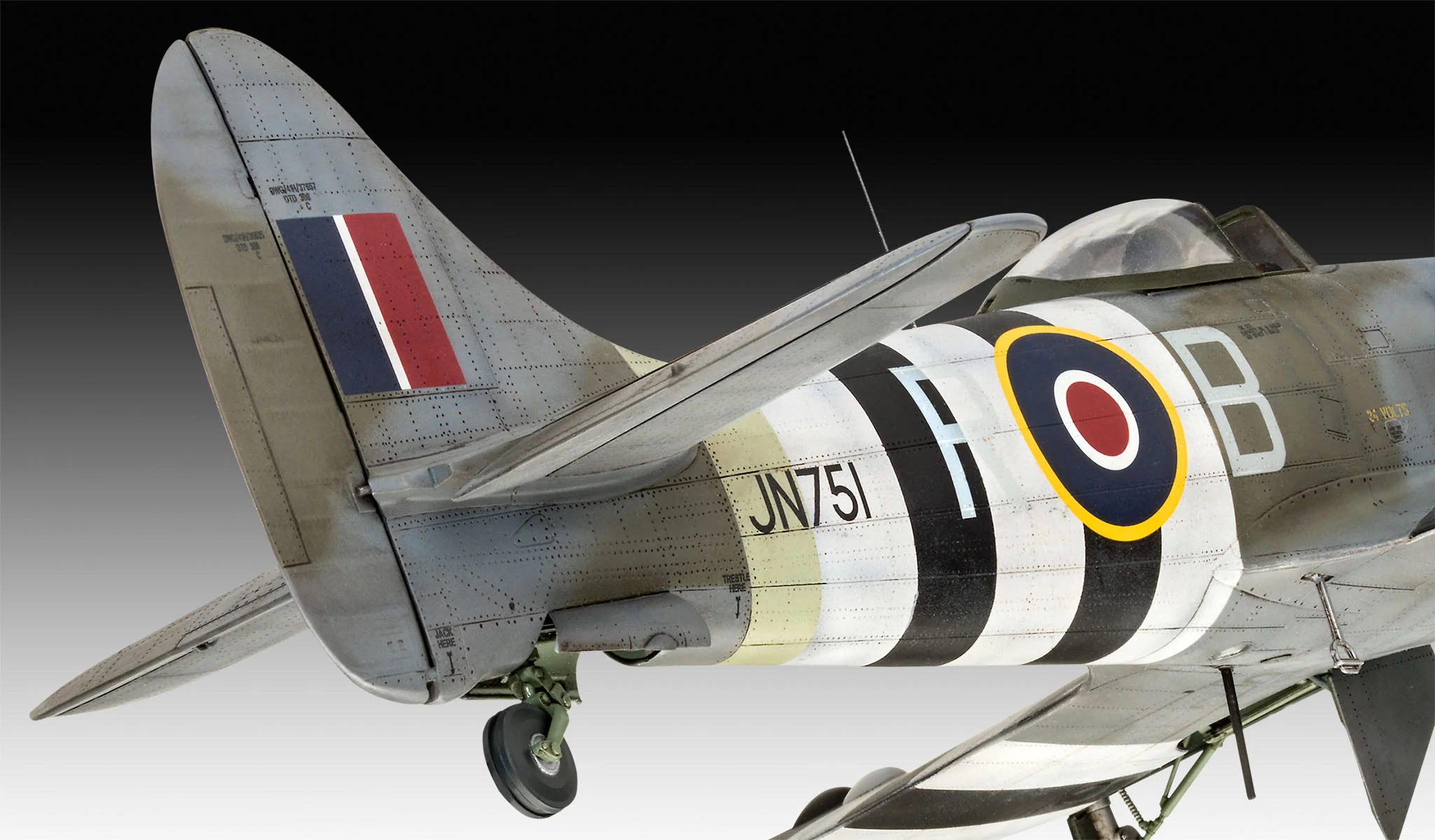 03851 Hawker Tempest V Model Kit - Image 4