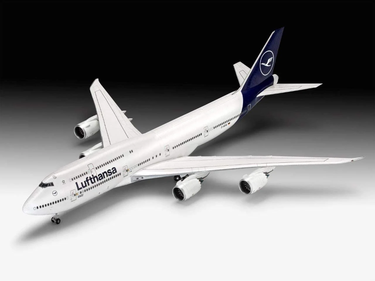 03891 Boeing 747-8 "Lufthansa" New Livery (1:144 Scale) Model Kit - Image 2