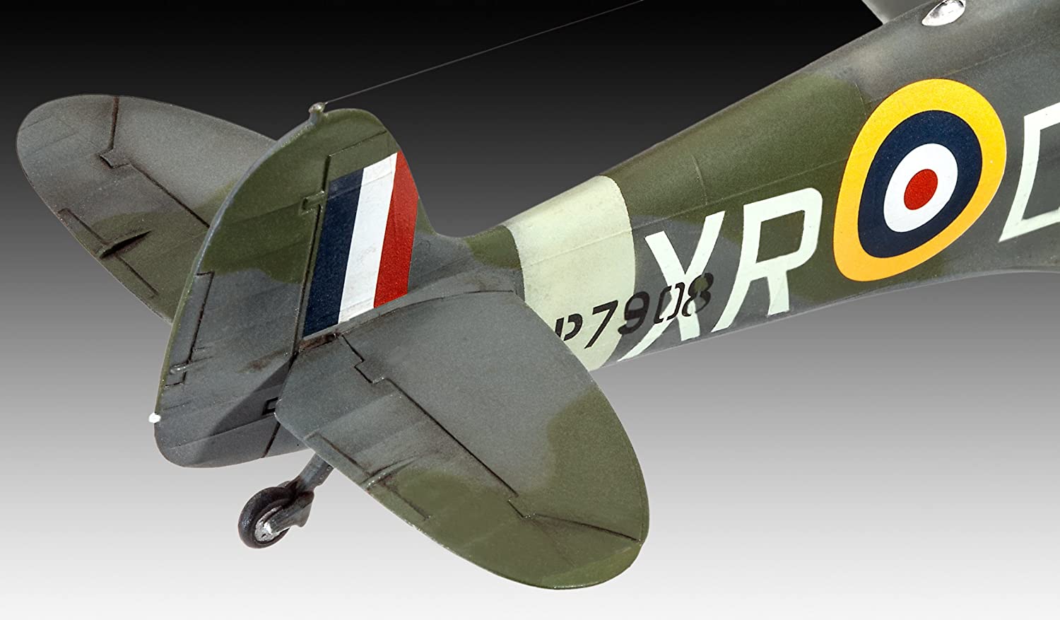 03959 Supermarine Spitfire Mk.II (1:48 Scale) Model Kit - Image 4