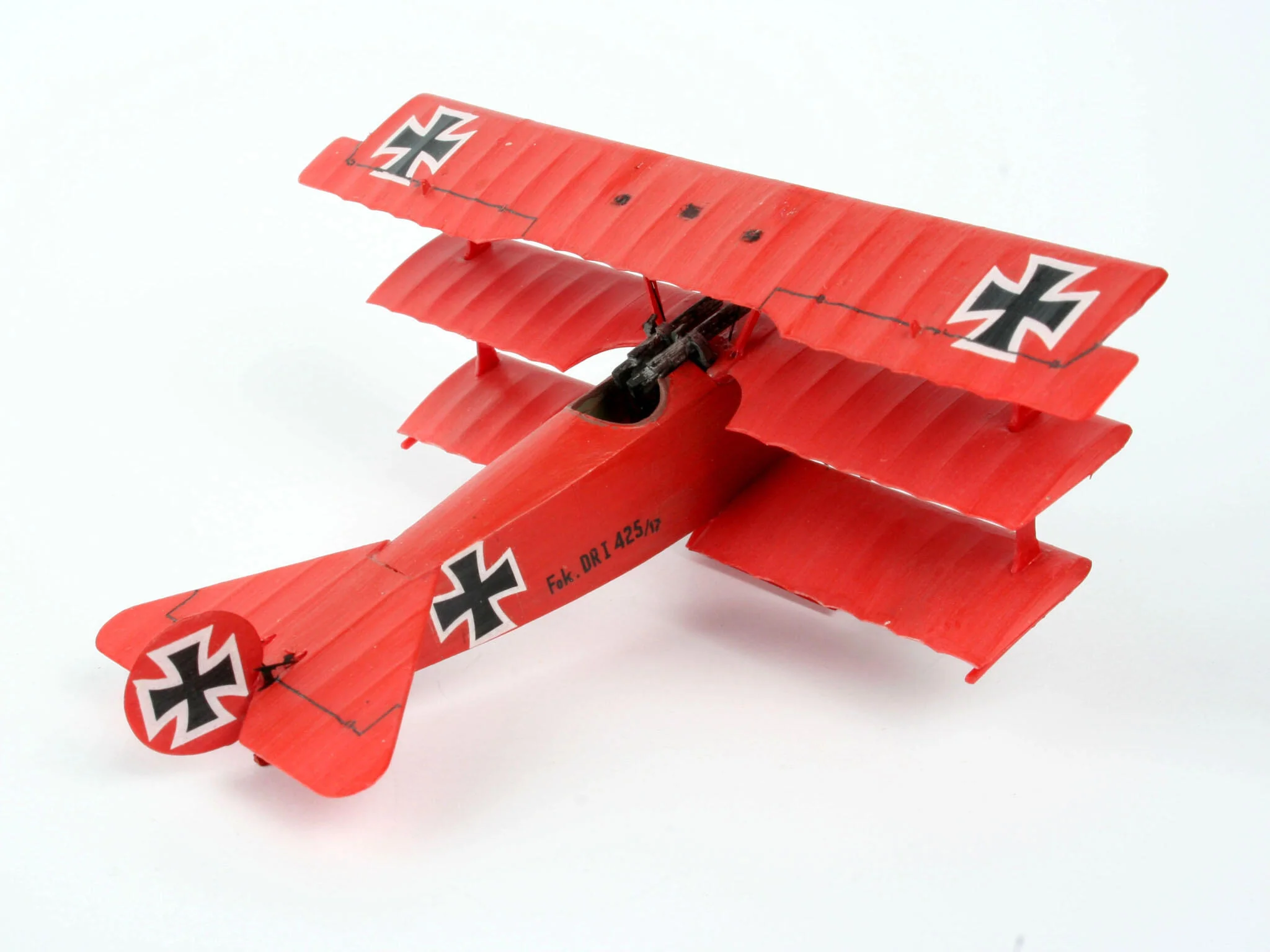 04116 Fokker Dr.1 Triplane Model Kit - Image 7
