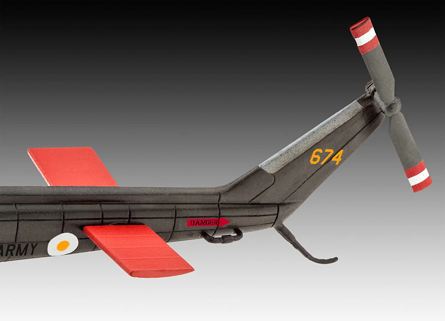 04983 US Bell UH-1H Gunship (1:100 Scale) Model Kit - Image 5