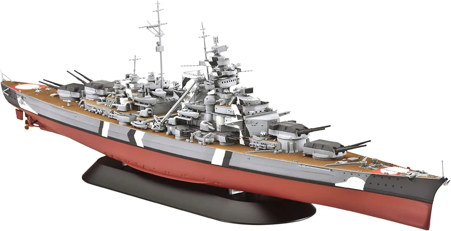 05098 German Battleship "Bismarck" (1:700 Scale) Model Kit