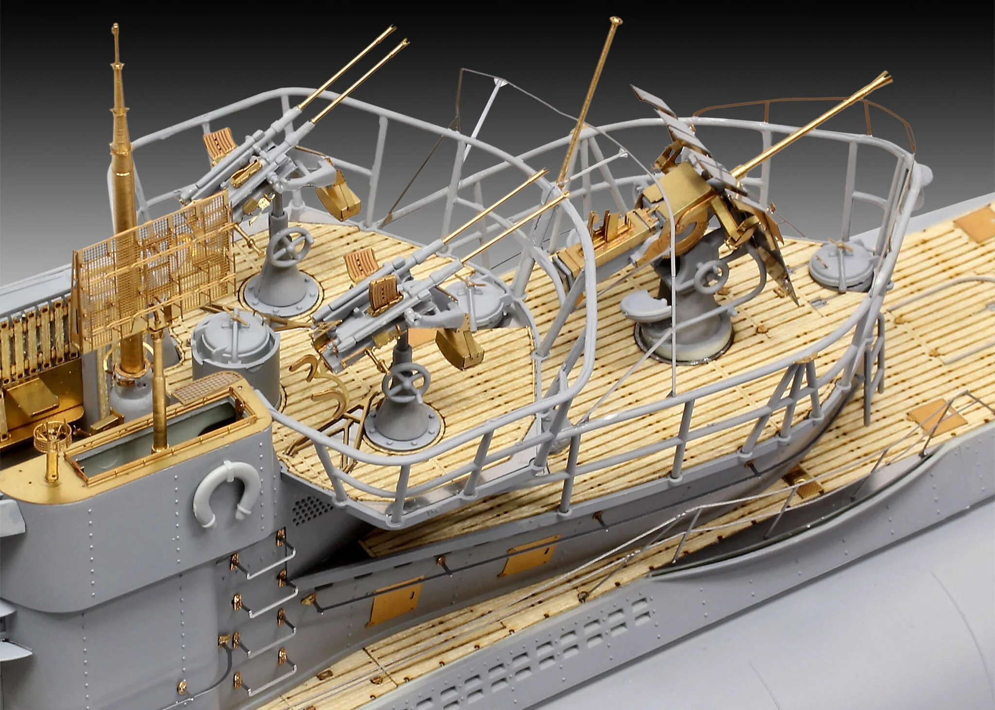 05163 German Submarine Type VII C/41 Model Kit - Image 3