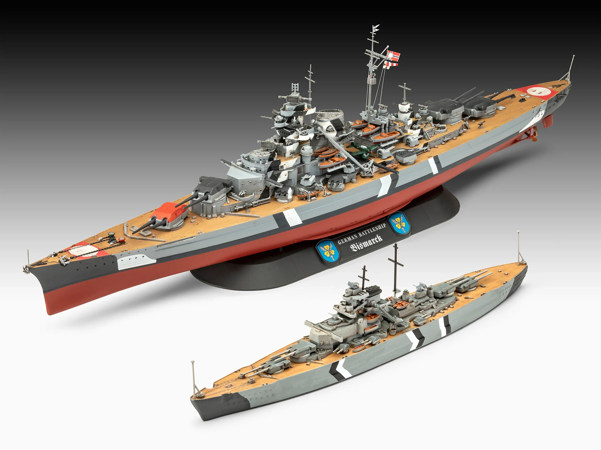 05637 Gift Set The Legendary Bismarck (1:700 & 1:1200) Model Kit - Image 3