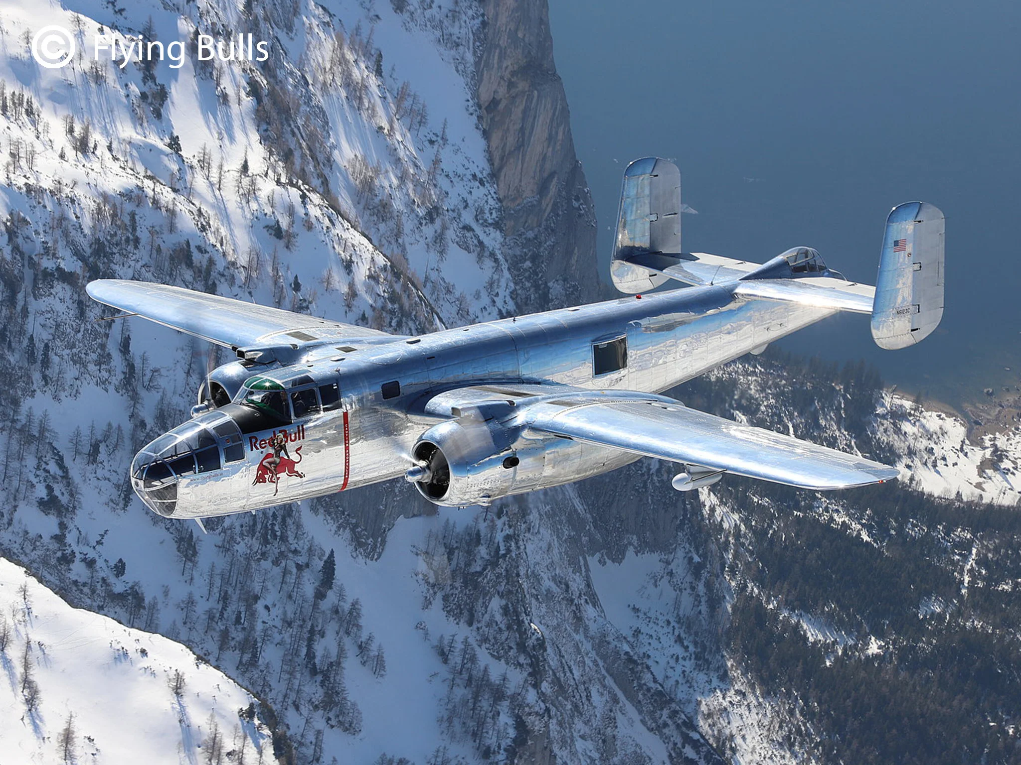 05643 Gift Set B-25J Mitchell: Flying Bulls 25th Anniversary Model Kit