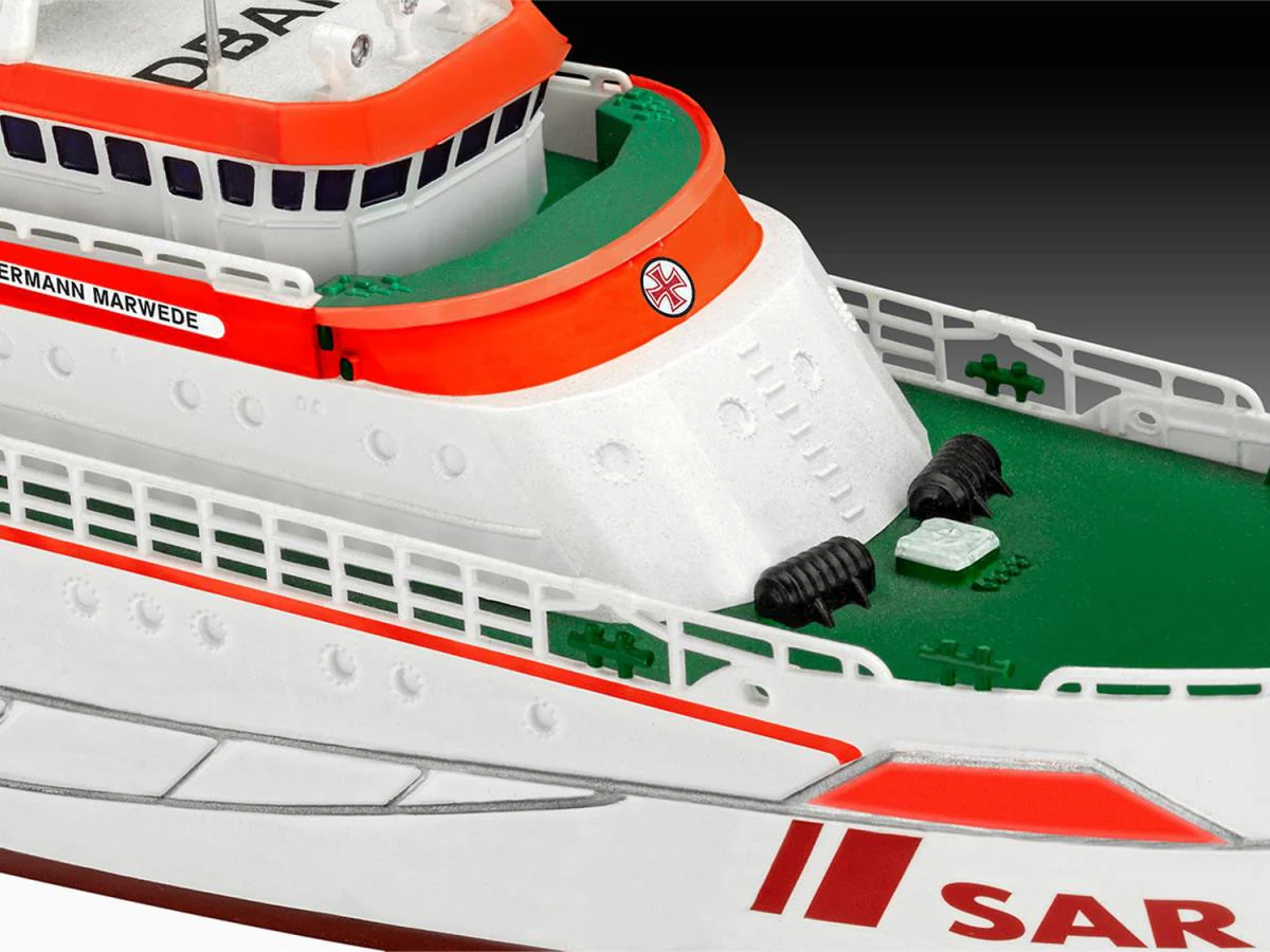 05812 Search & Rescue Vessel "Hermann Marwede" Model Kit - Image 2