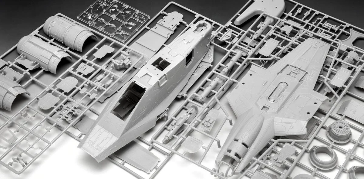 06781 Razor CrestTM: The Mandalorian (1:72 Scale) Model Kit - Image 8