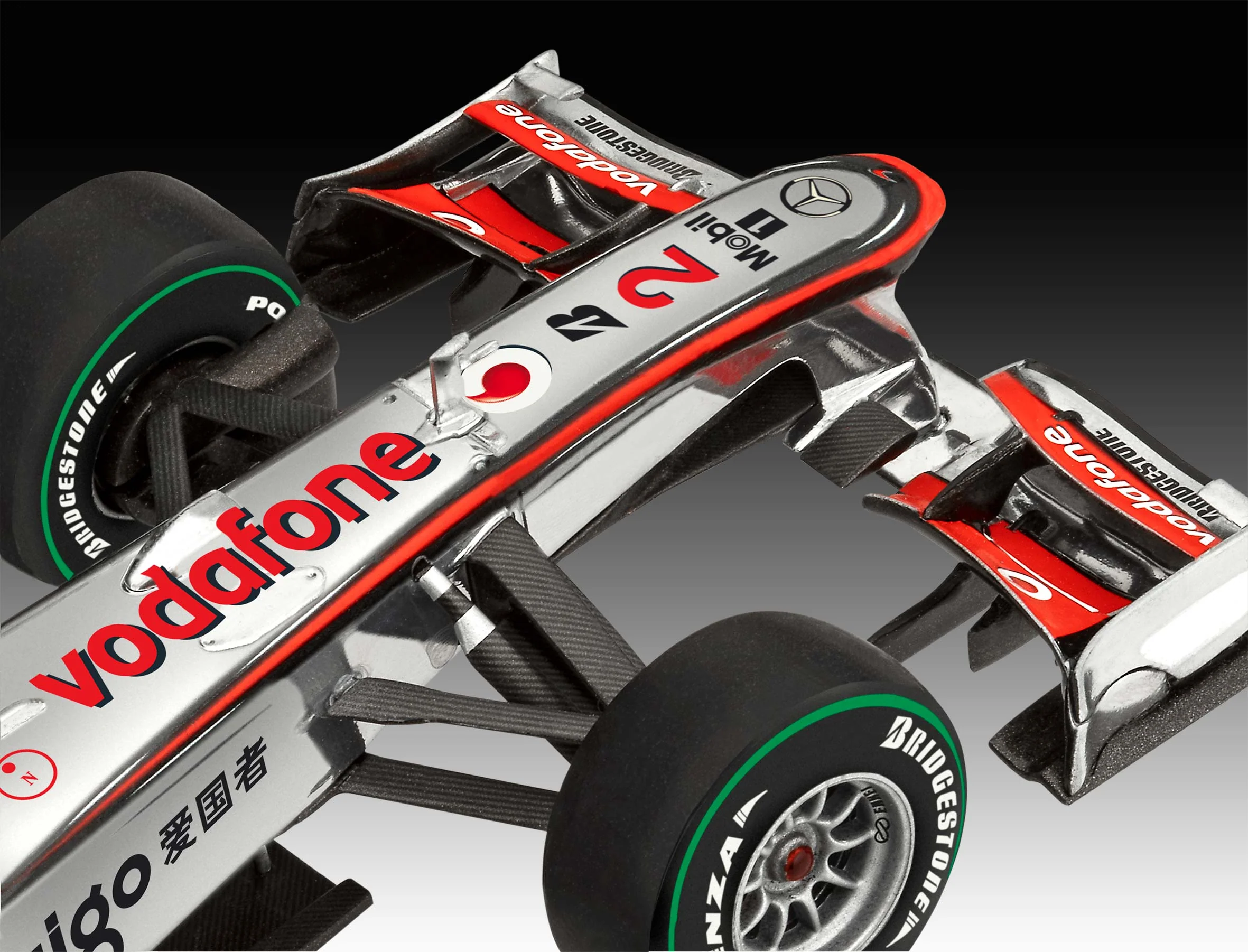 07096 Vodafone McLaren Mercedes MP4-25 "L. Hamilton" Model Kit - Image 5