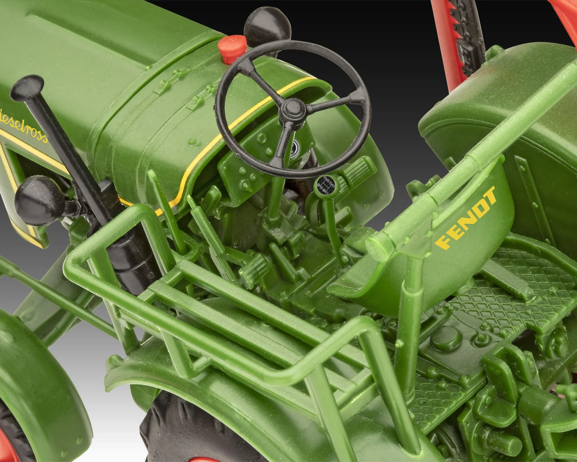 07828 Fendt F20 Dieselroß Tractor (Click System) Model Kit - Image 5