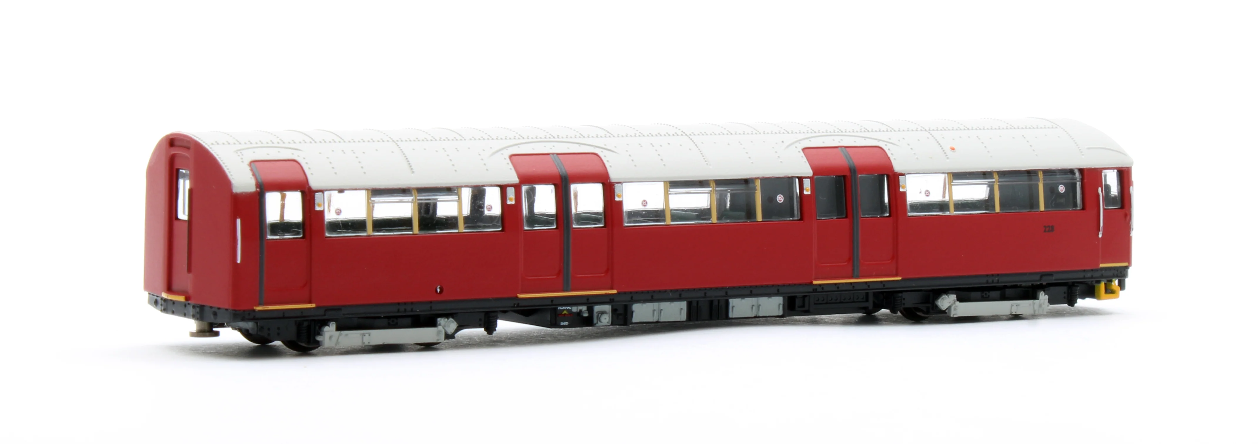 RT-N-LU1938-MAR202B Class 483 - Isle of Wight "LT" Maroon Set 008 2-Car EMU - Image 8