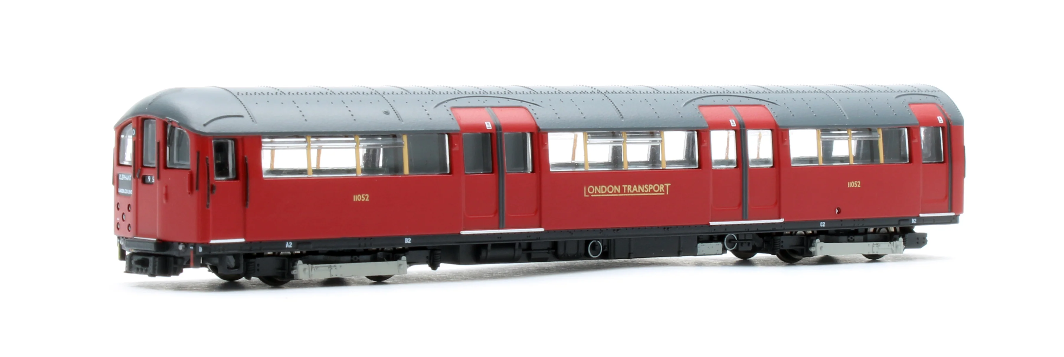 RT-N-LU1938-MAR401B 1938 Tube Stock - London Transport (Gold Branding) Maroon “Rail Red” (Cream Window Bars) Set B (Bakerloo Line) 4-Car EMU - Image 11
