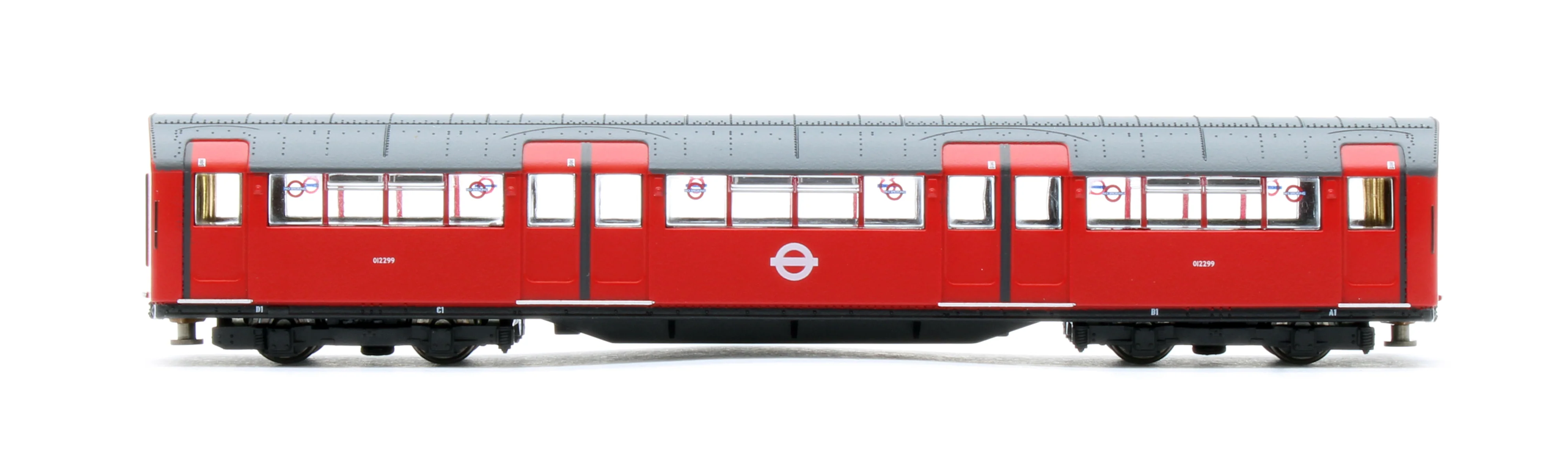 RT-N-LU1938-RED302C 1938 Tube Stock - London Underground (White Roundels) "Bus" Red Set C (Northern & Bakerloo Line) 3-Car EMU - Image 11