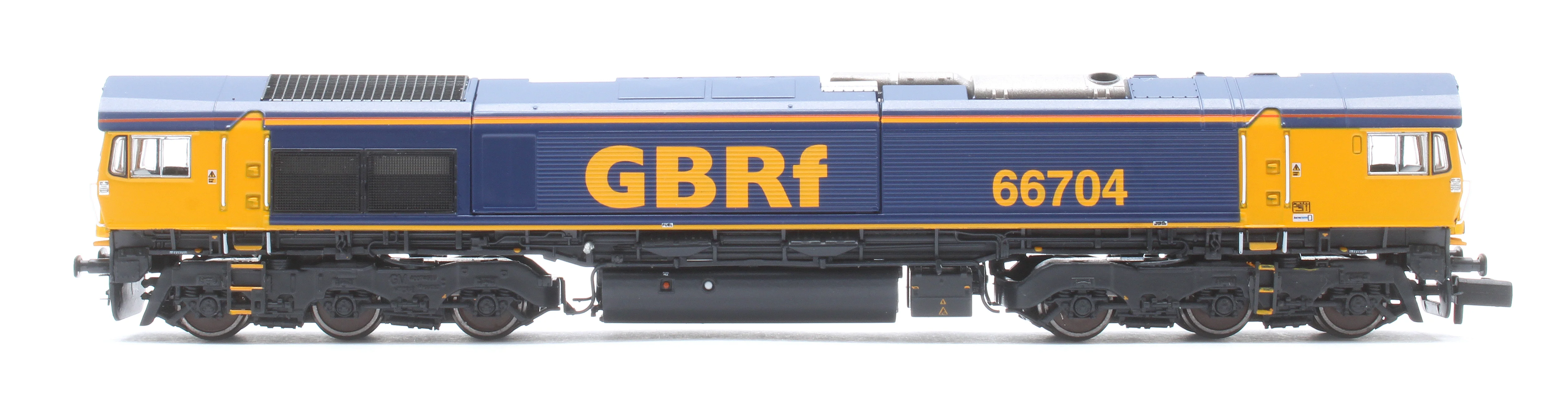 RT-N66-GBO-704 Class 66 66704 GBRf Original Livery Diesel Locomotive - Image 6