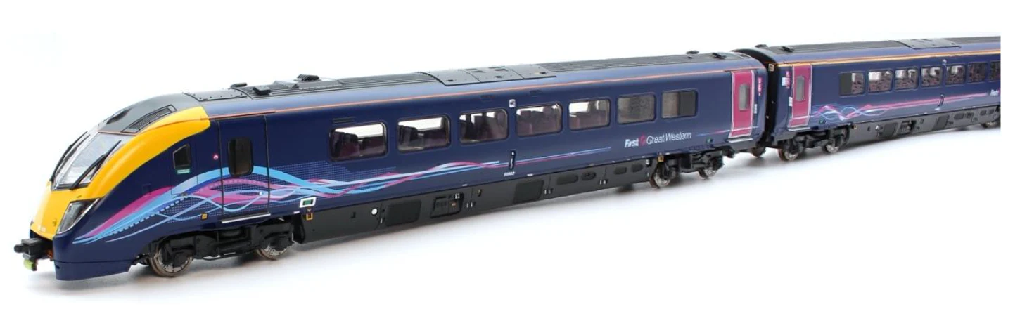 RT-OO-180-FHL-102B Class 180 - First Hull Trains "Dynamic Lines" livery 180109 5-car DMU