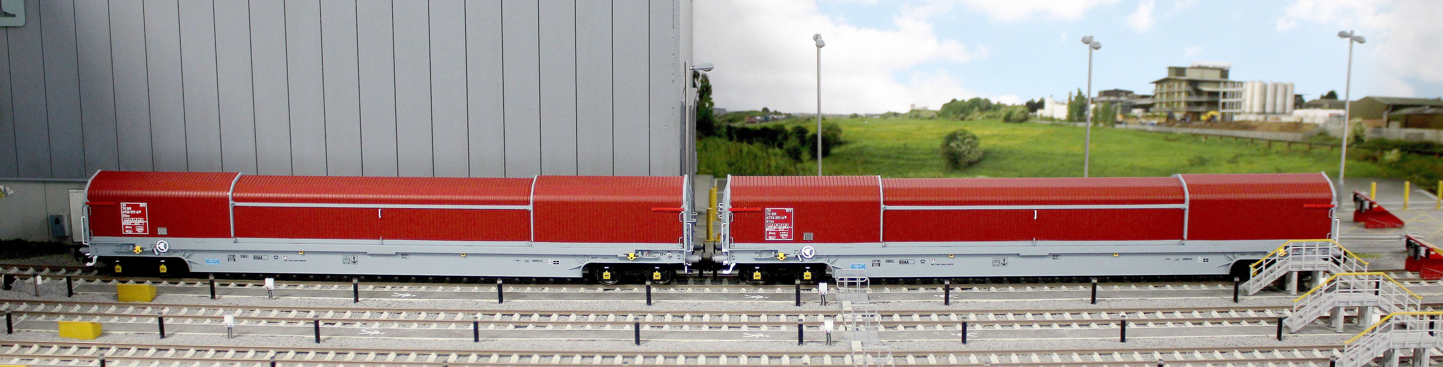 RT-OO-KSA-201A KSA ‘Rover Cube’ Wagons Original Maroon & Grey Livery No. 33 70 4739 001-4 and 017-0 - Twin Pack - Image 10