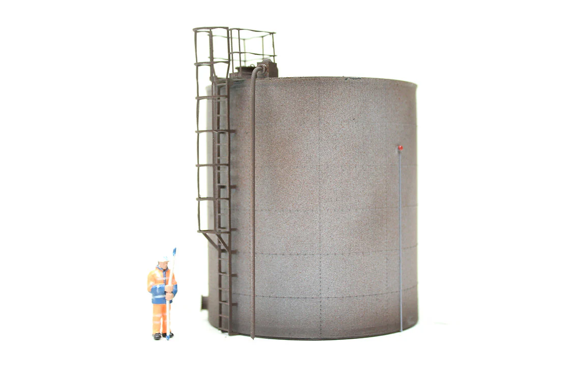 BS5042 Riveted Tank 70mm diameter - Rusty