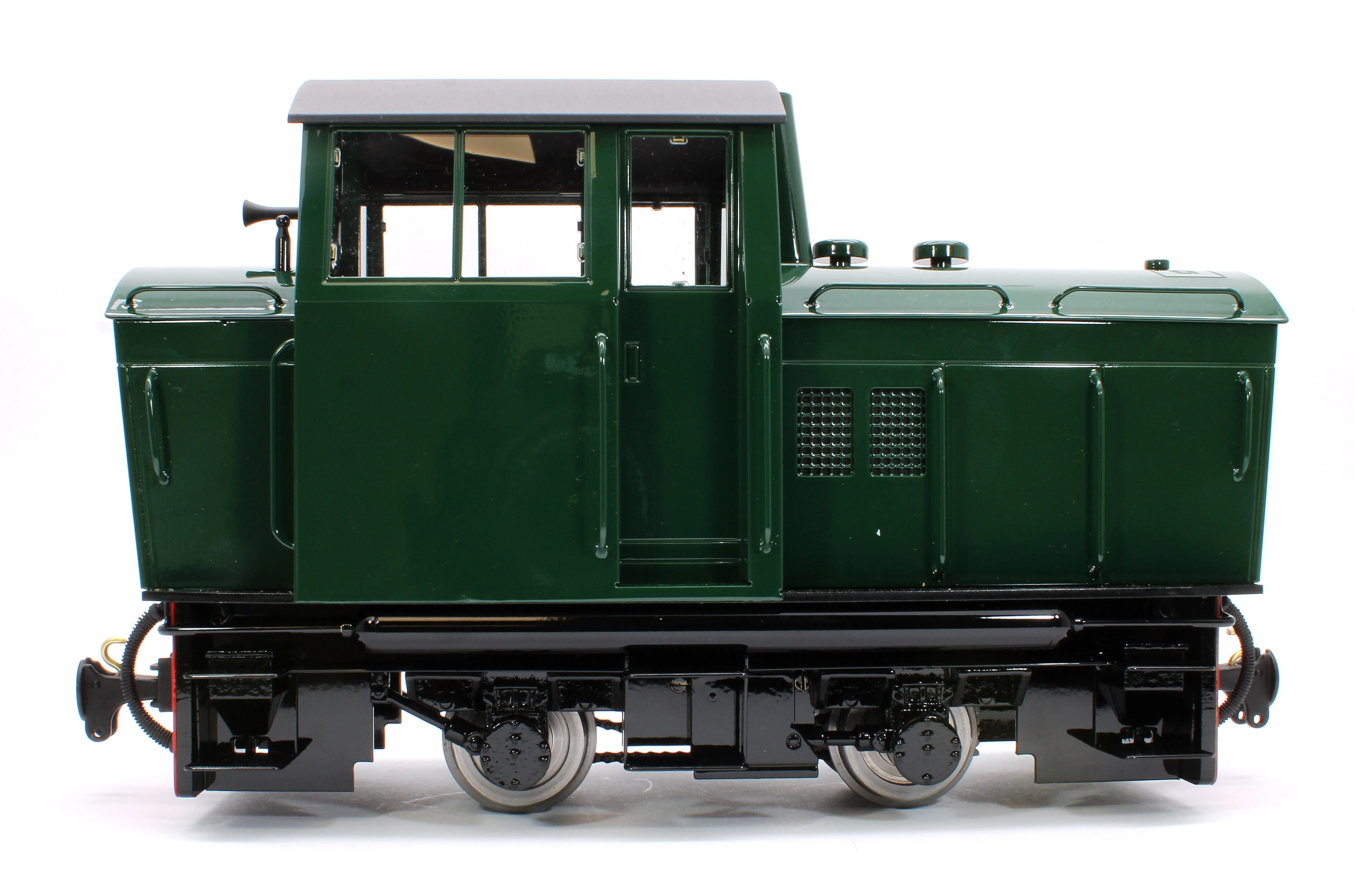 CNWS 0-4-0 'Conway Castle' Deep Brunswick Green (Radio Control, Insulated Wheels) Diesel Locomotive - With Sound - Image 5
