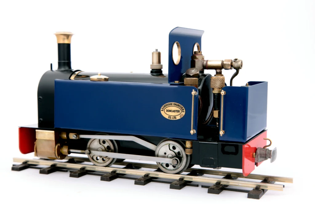 MM 0-4-0 Millie (Manual Control) Steam Locomotive - Image 2