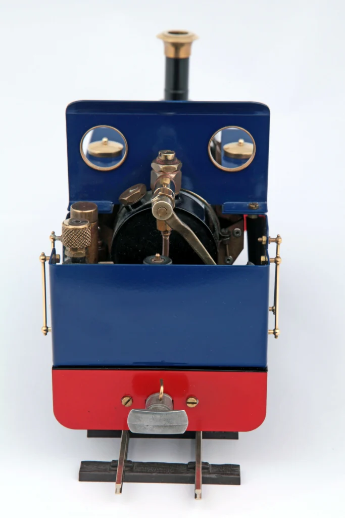 MM 0-4-0 Millie (Manual Control) Steam Locomotive - Image 4