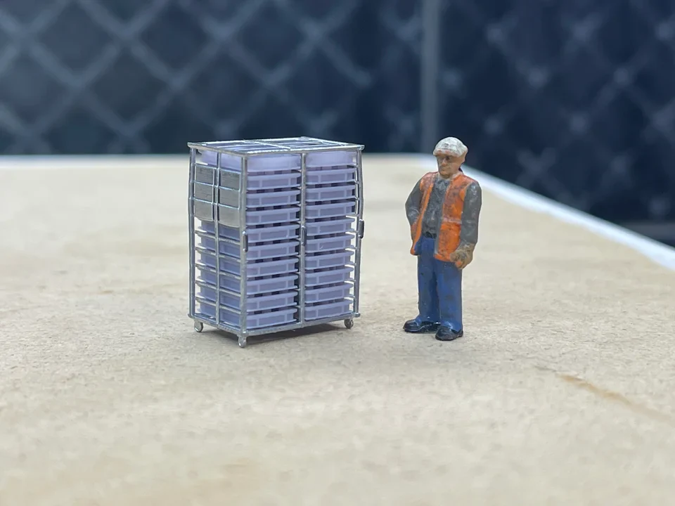 RRM021 OO Gauge Storage Racks (Single Pack) - Unpainted - Image 4