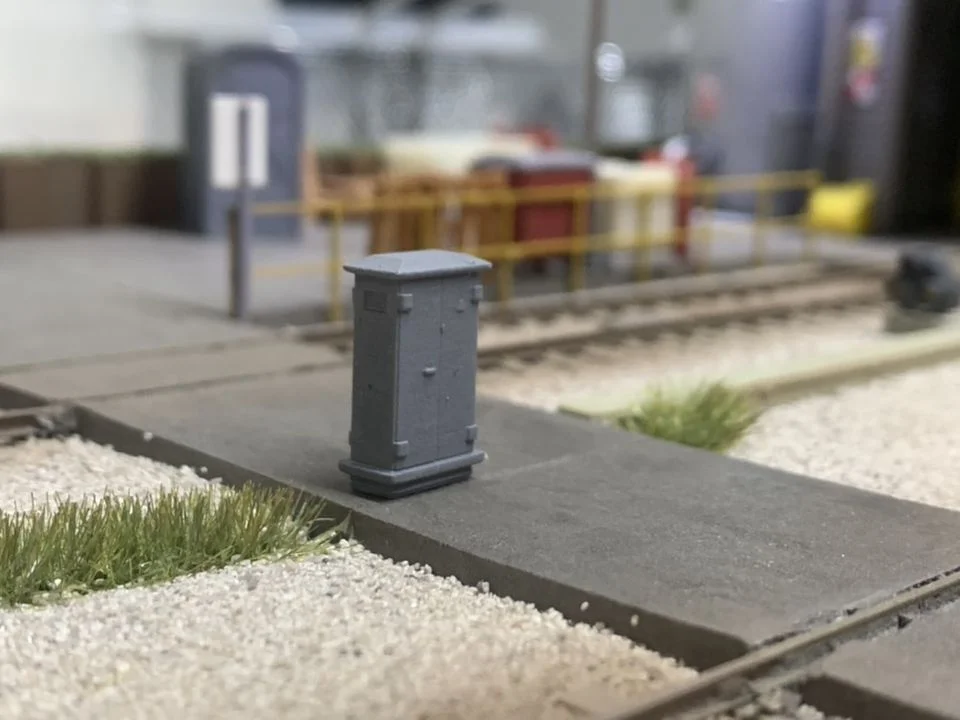 RRM060 OO Gauge Lineside Cabinets (Pack of 6) - Unpainted - Image 2