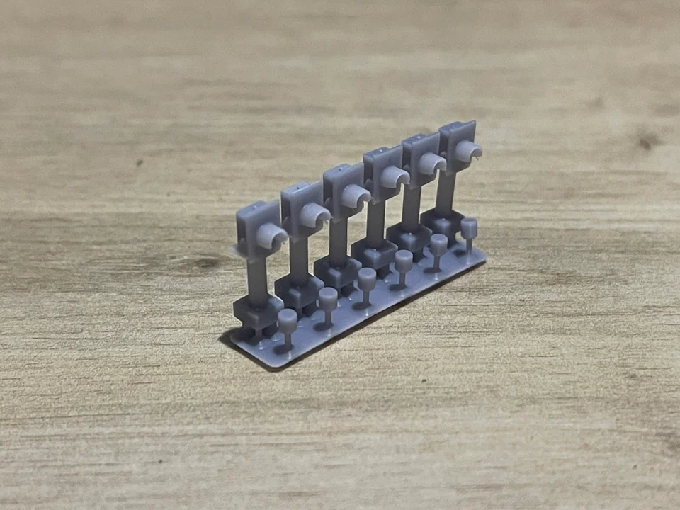 RRM085 OO Gauge Depot Signals (Pack of 6) - Unpainted - Image 3