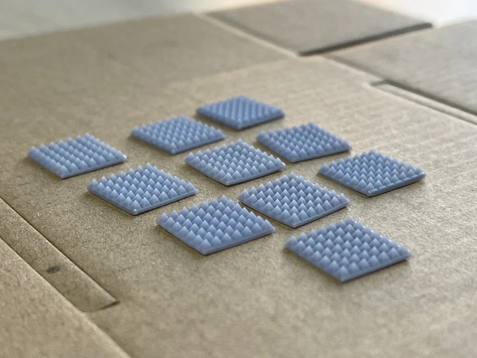 RRM119 OO Gauge Anti-Trespassing Grid (Pack of 10) - Unpainted Model Kit - Image 3