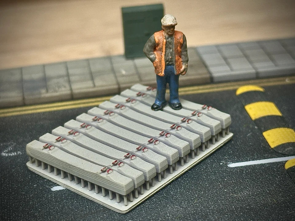 RRM131 OO Gauge Concrete Sleepers (Pack of 20) - Unpainted Model Kit - Image 2