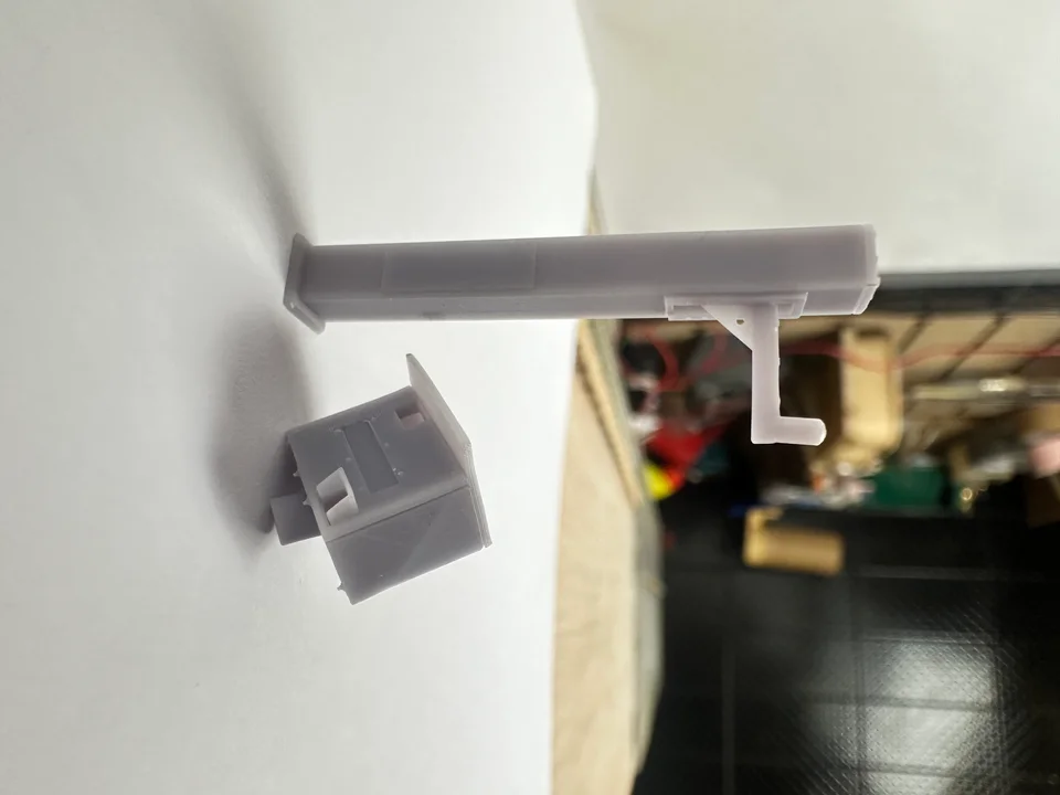 RRM147 OO Gauge Speed Cameras (Pack of 2) - Unpainted Model Kit - Image 4