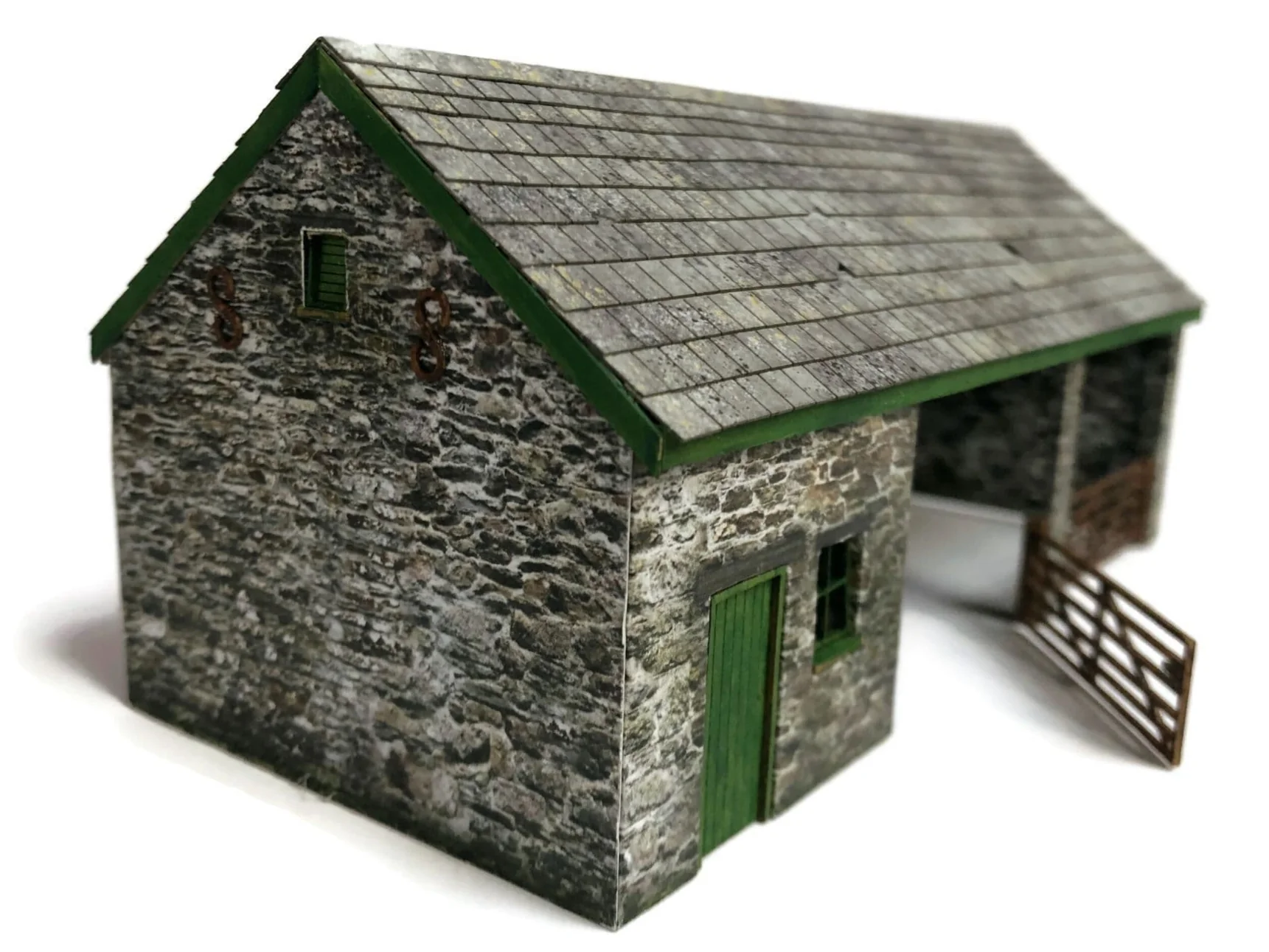 KX064 OO/HO Farm Machinery/Tractor Store Model Kit - Image 2