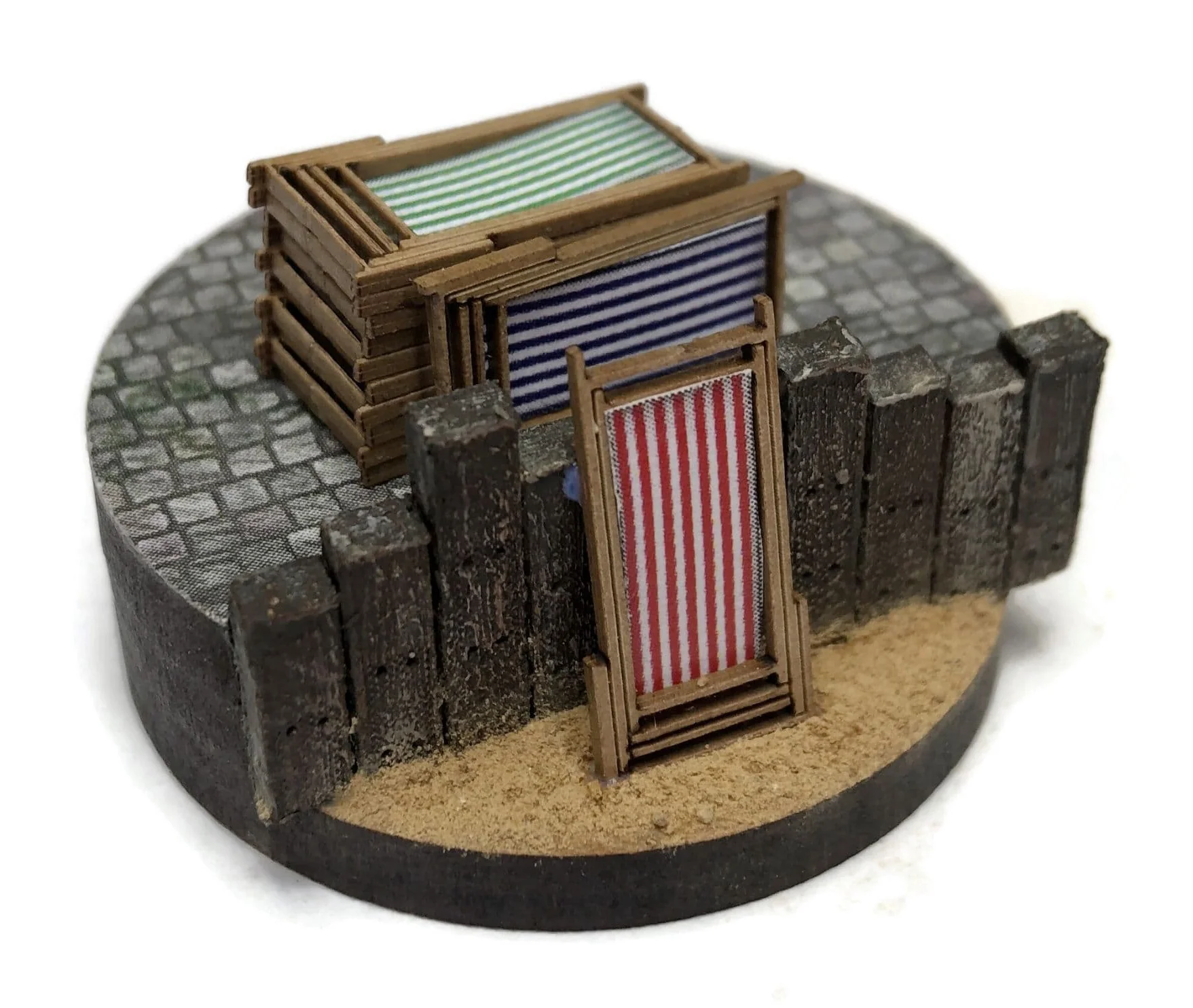 LX483 Deckchairs Model Kit