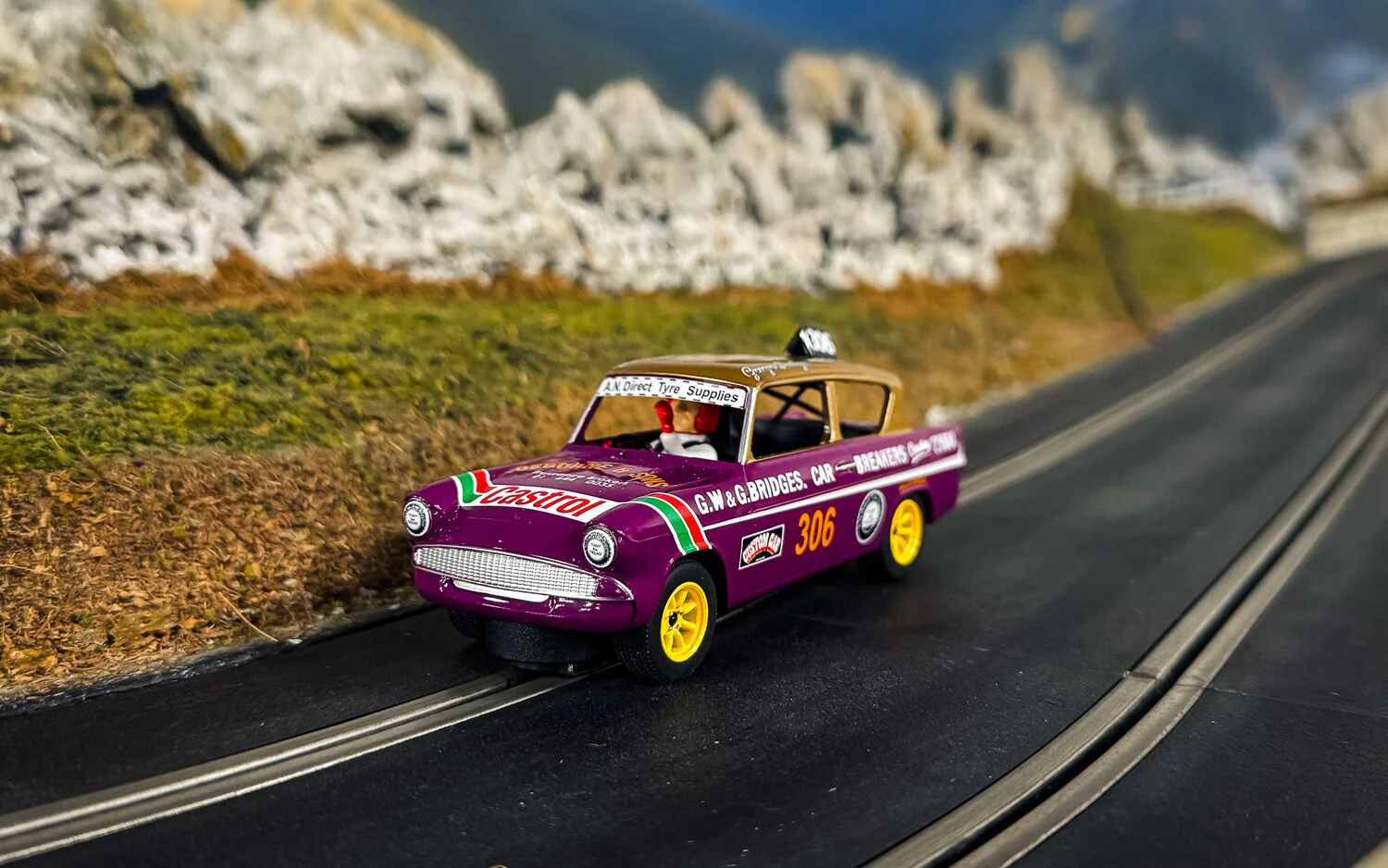 C4584 Ford Anglia 105e George Polley 306 - Image 6