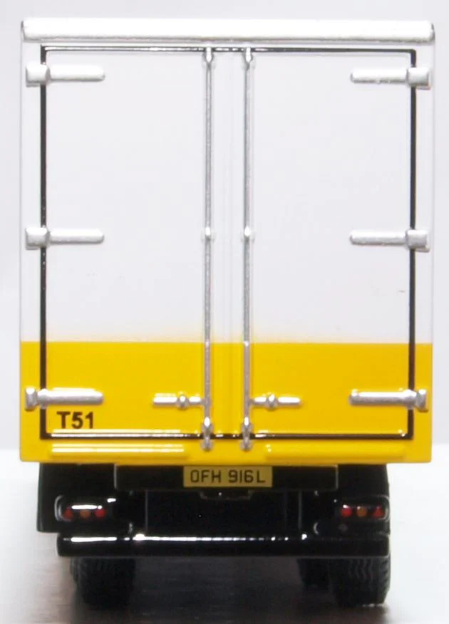 76SC110004 Scania 110 40ft Box Trailer Walls Ice Cream - Image 5