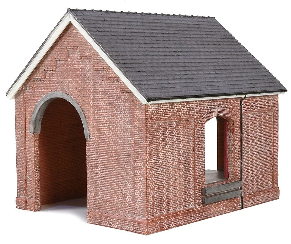 Pre-Owned Lucston Goods Shed - Image 2