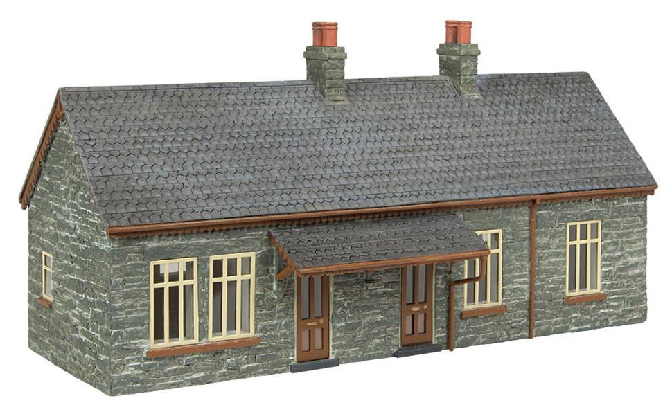 44-0194B Narrow Gauge (OO9) Station Cottages Brown
