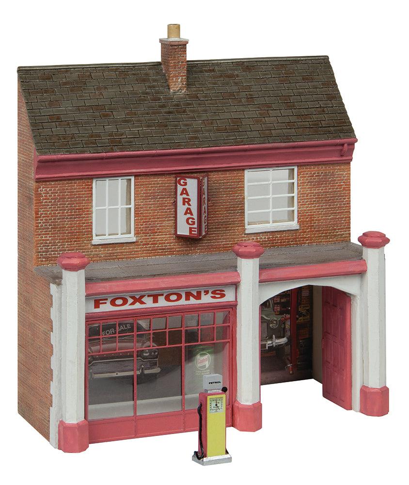 44-0223R Low Relief Town Garage and Sales Red