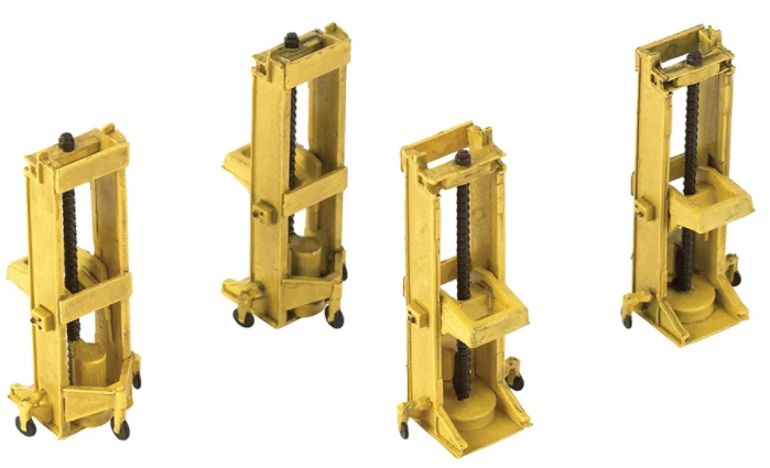44-042 Lifting Jacks (x4)