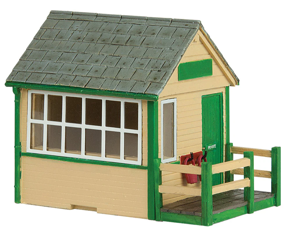 44-1015 Narrow Gauge (OO9) Signal Cabin Green