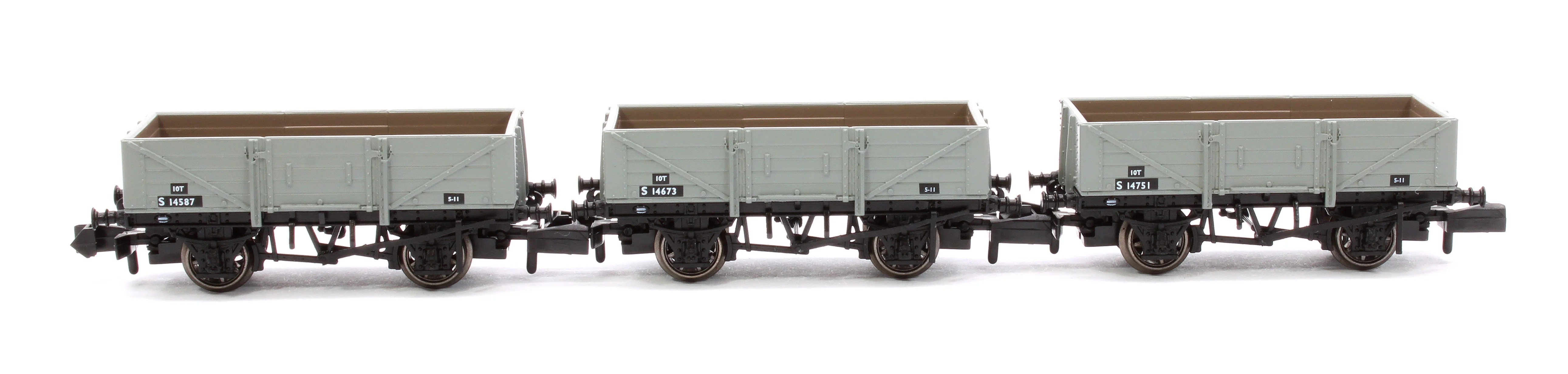 942014 SECR Wagons Pack 2 - BR Livery 5 Planks (Dia.1349) - Image 2