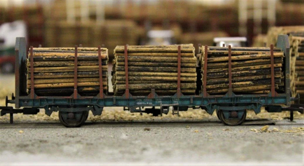 BSSDL321 Small Diameter Timber Logs 32mm - 1 Wagon Load