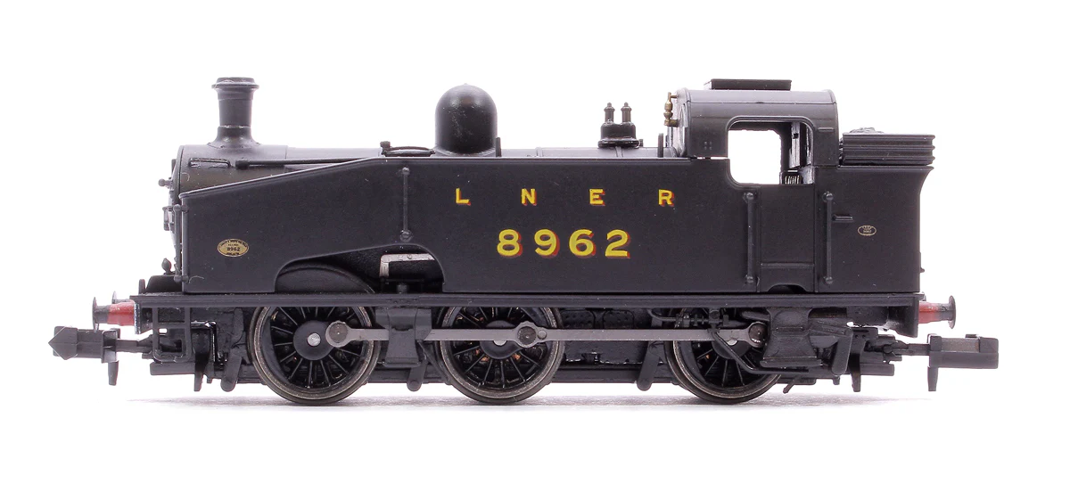 S2102-04 Class J50 LNER Black (Unlined) 0-6-0 Tank Locomotive No.8962 - Image 6